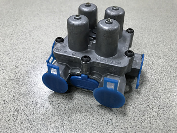 Клапан тормозной 4-х контурный HOWO А7