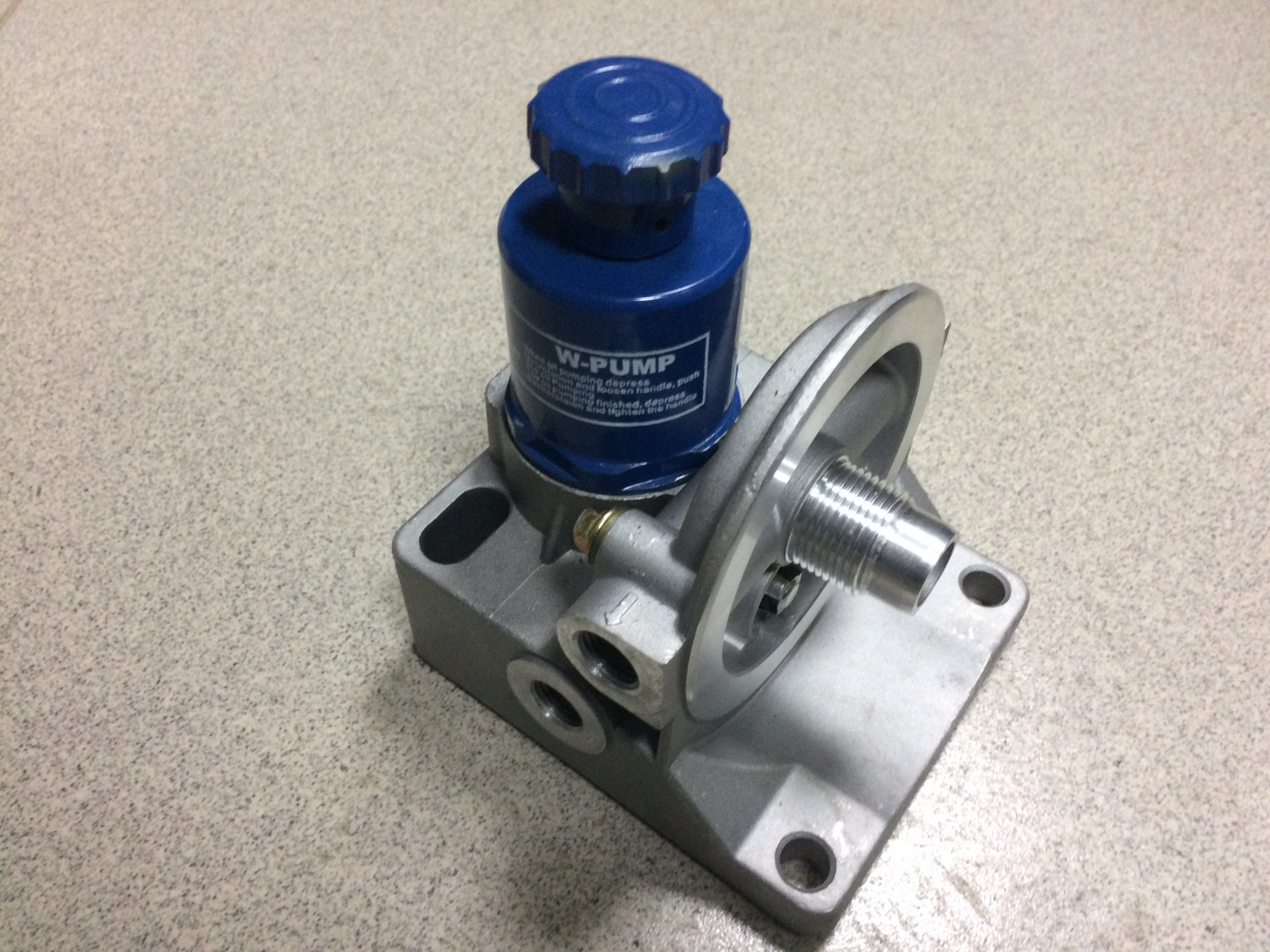 Кронштейн (плошадка) фильтра топливного PL270, PL420 с насосом