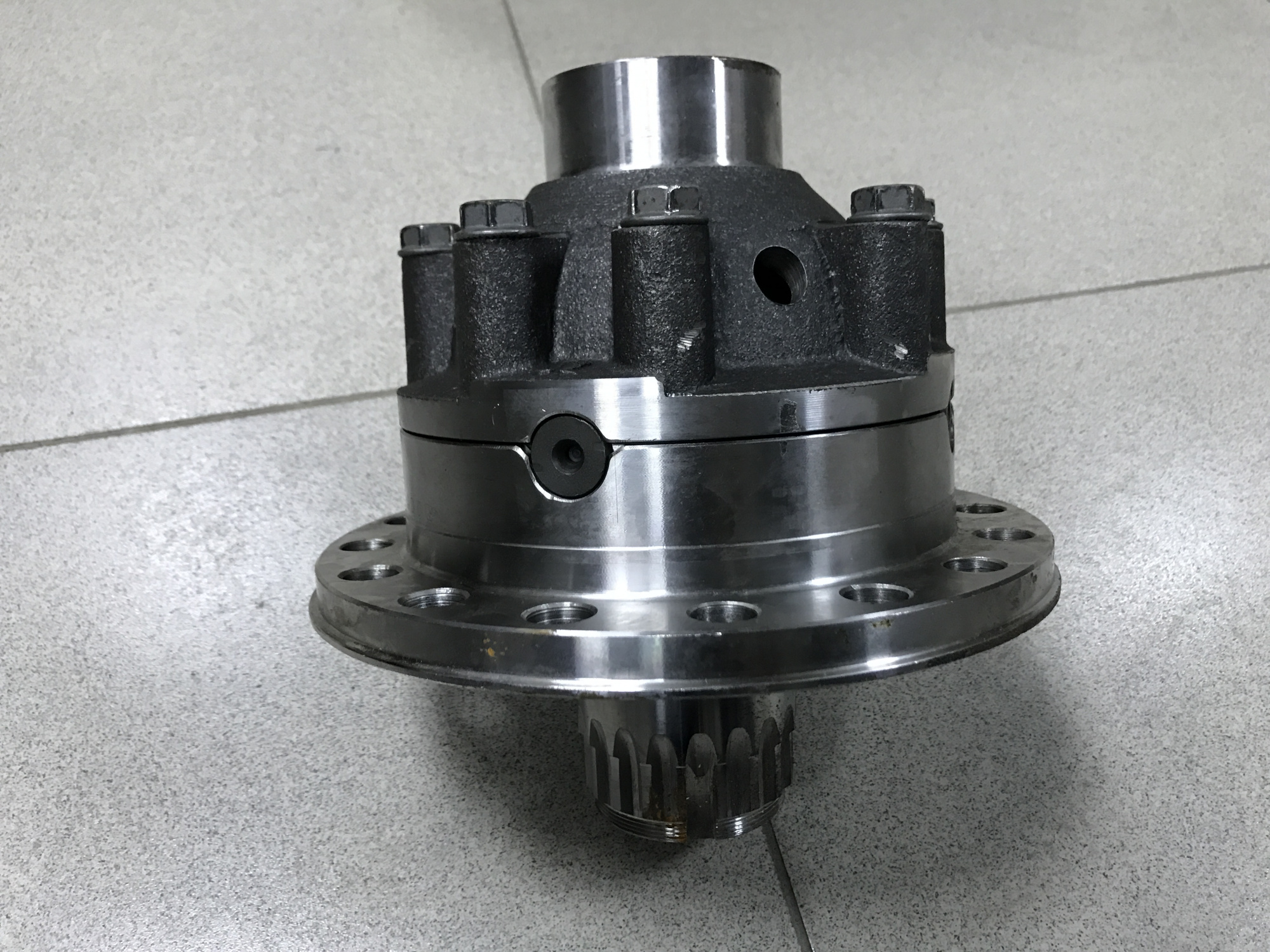 Дифференциал заднего моста HOWO,SHAANXI  мост STEYR