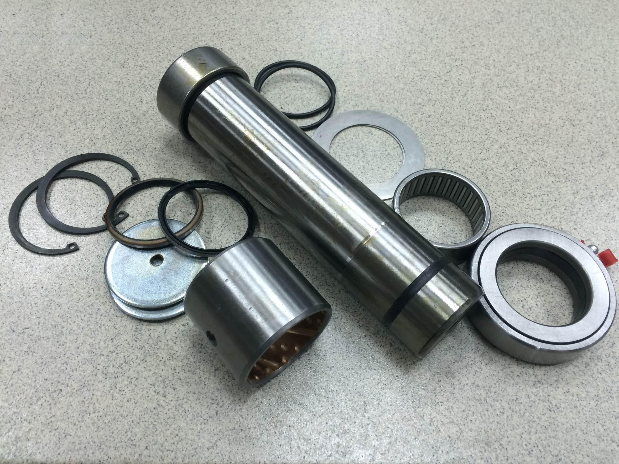 Шкворень SHAANXI F2000, D=50 РЕМКОМПЛЕКТ