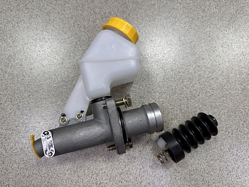 Цилиндр сцепления главный SHAANXI X3000 с бачком CREATEK CK5653