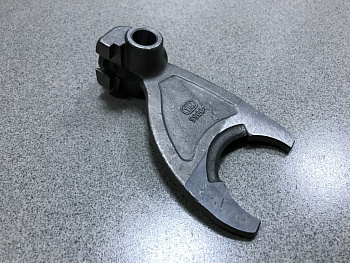 Вилка переключения пониженной передачи - заднего хода КПП Fast Gear Fuller (H,S,F, Маз)