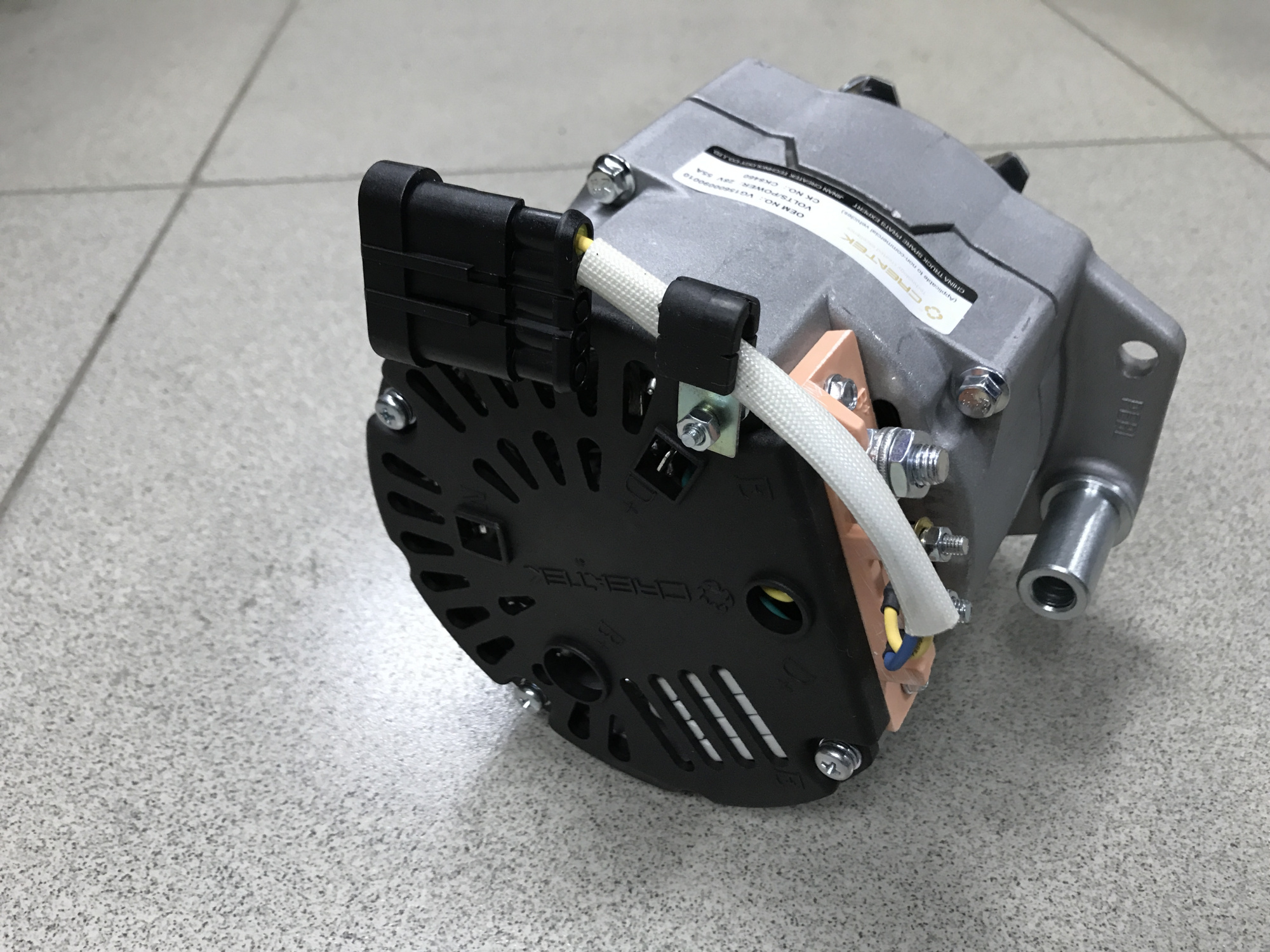 Генератор HOWO, SHAANXI 28В 55А JFZ2501Z1 CREATEK CK8460