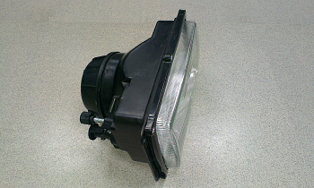 Фара МАЗ,КАМАЗ,КРАЗ прямоугольная (рифленая)