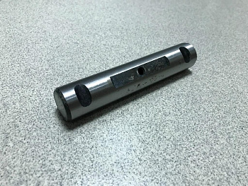 Палец рессоры HOWO,SHAANXI передней d=30мм, L=155мм