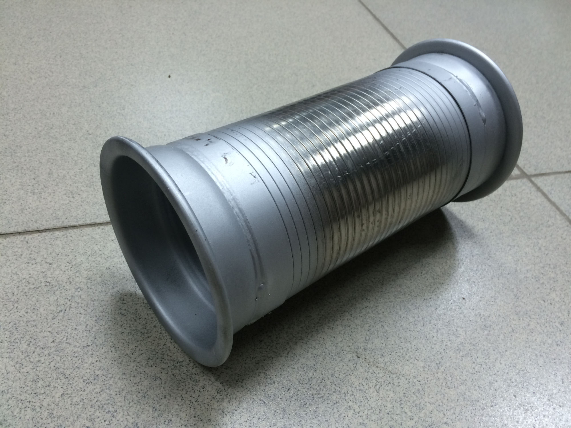 Гофра глушителя SHAANXI без фланцев L=270 Ф125мм