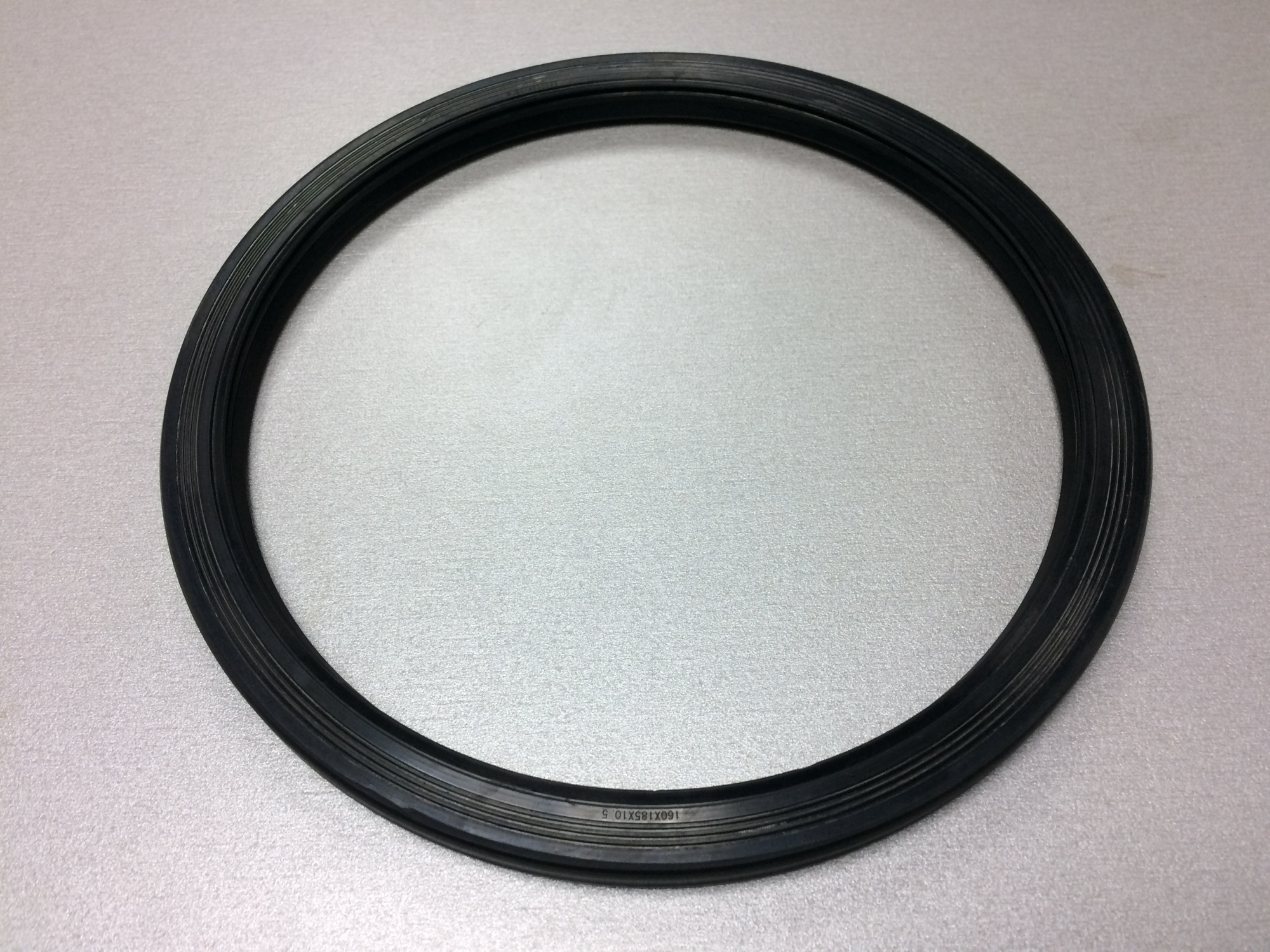 Сальник 160x185x10.5 балансира HOWO, SHAANXI