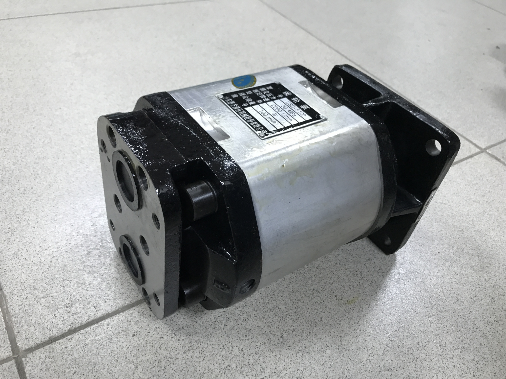 Насос подъема кузова HOWO CBD-F100