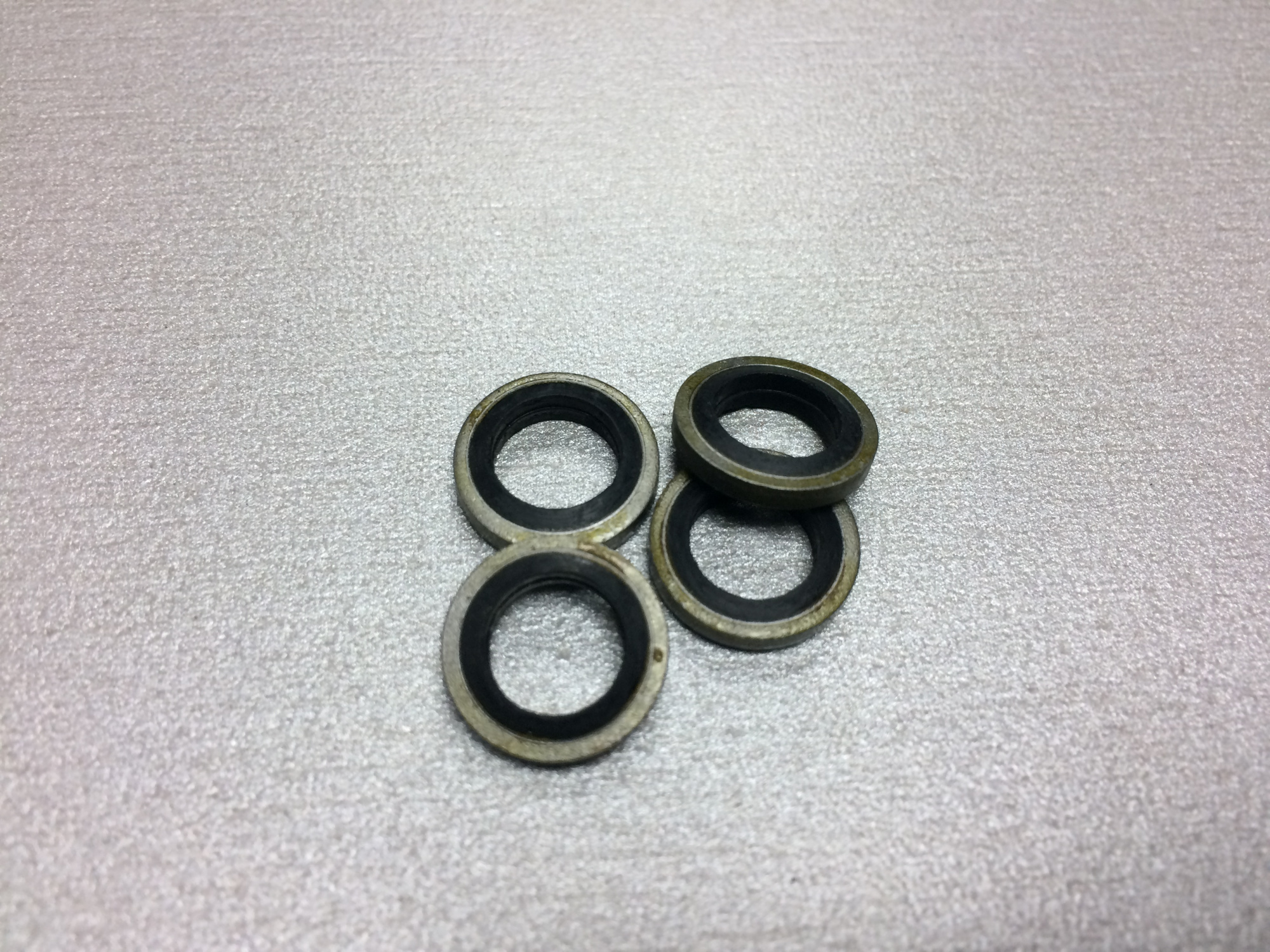 Кольцо соединительное d08 HOWO, SHAANXI (прорезиненое)