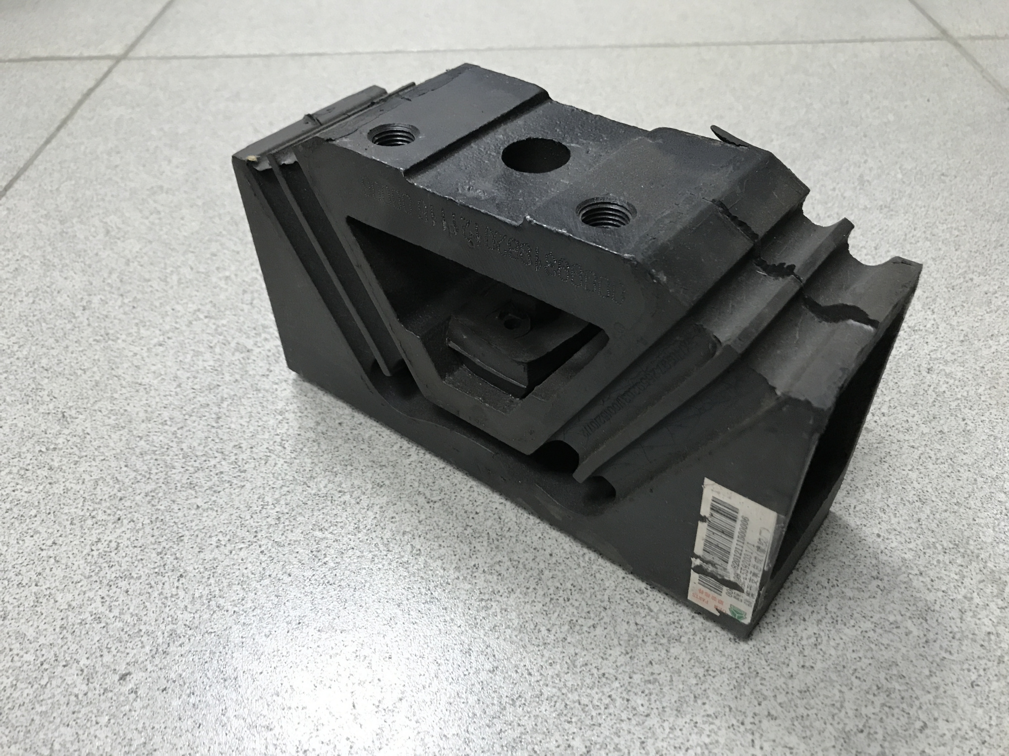 Подушка двигателя HOWO, SHAANXI задняя