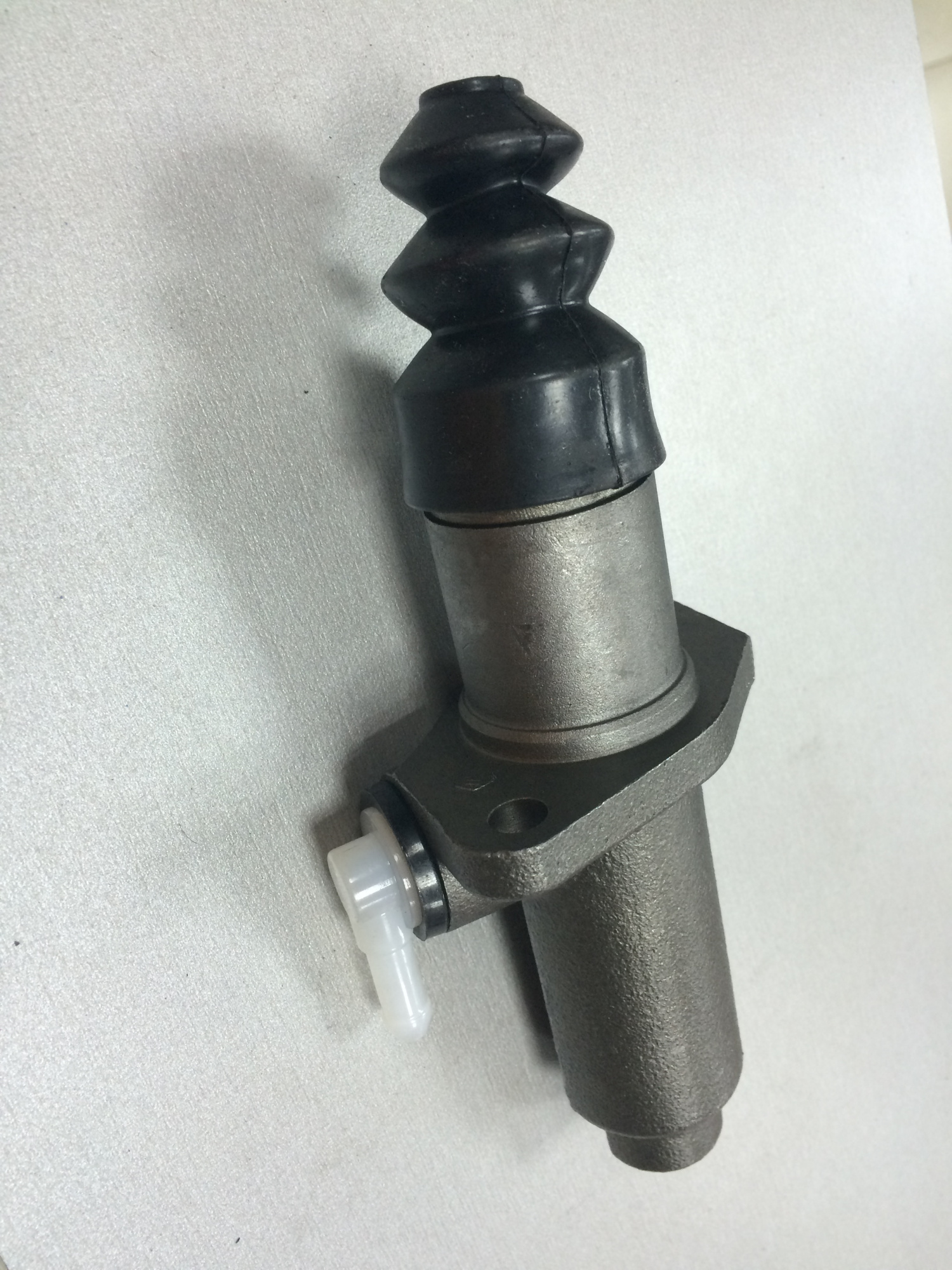 Цилиндр сцепления главный МАЗ подпедальный (k)