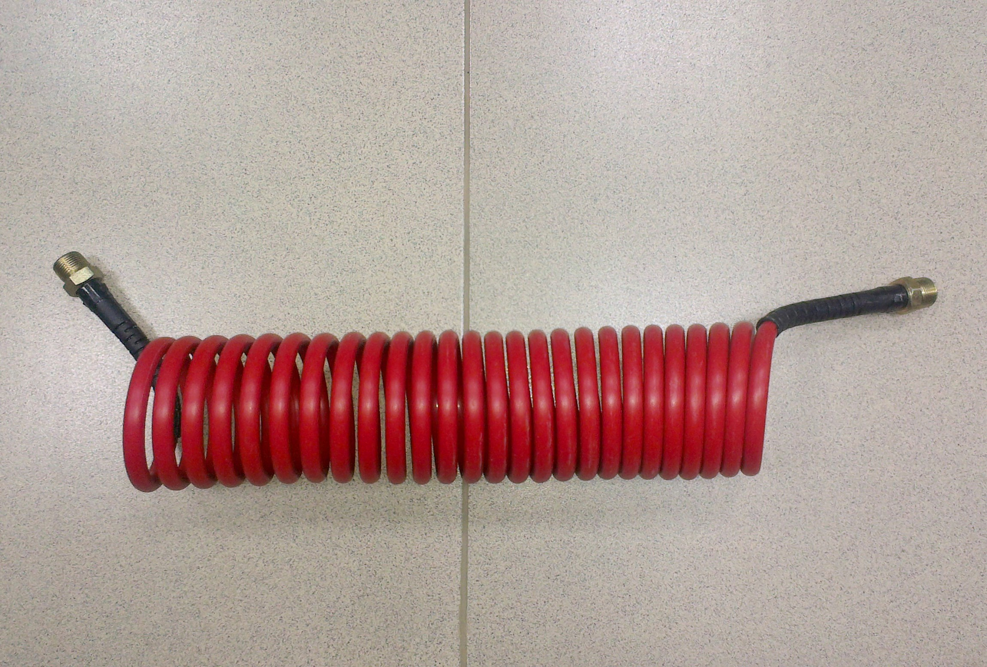 Шланг прицепа пневматический витой L=5.5 м (красный/желтый) штуцер+штуцер