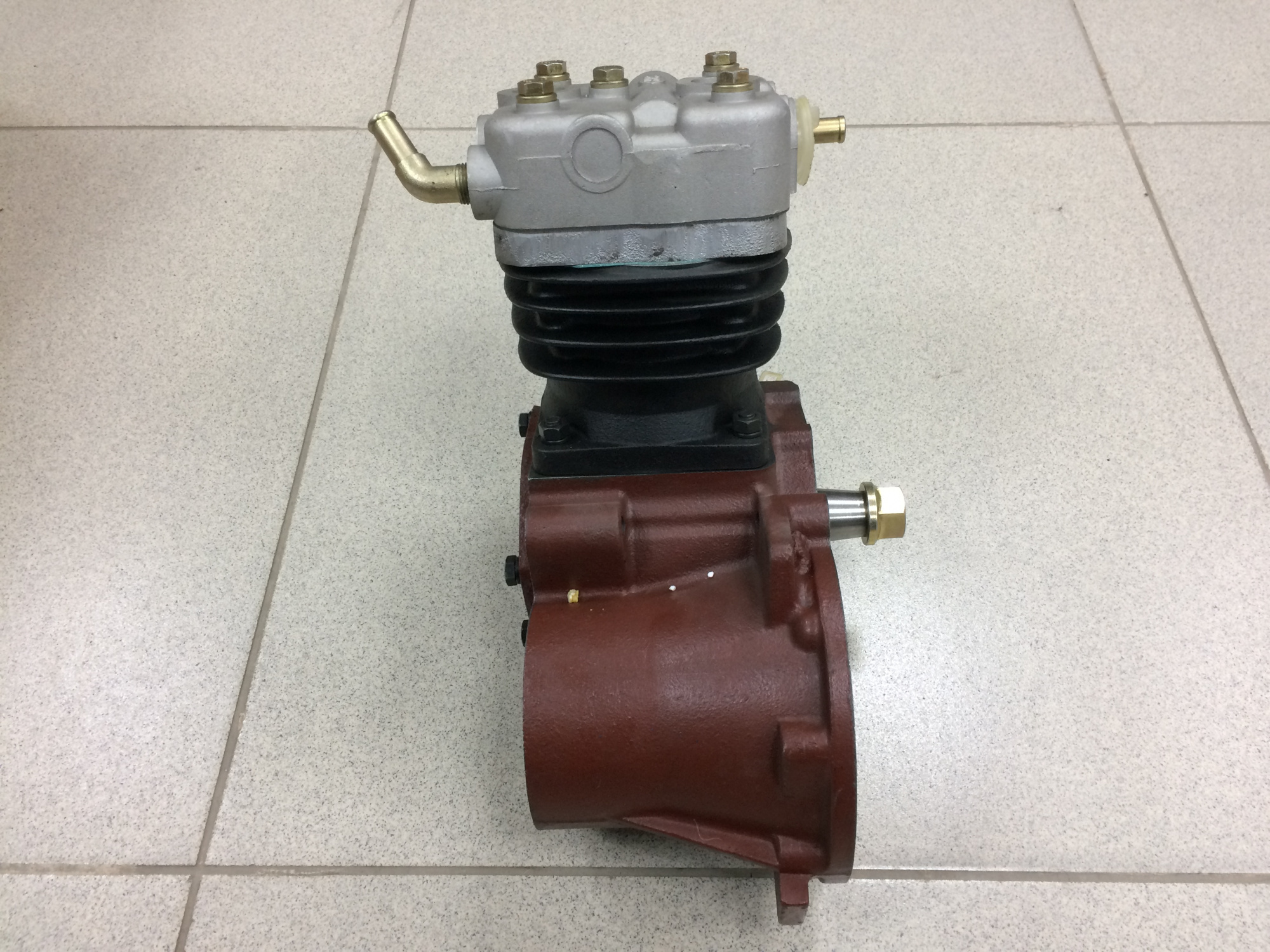 Компрессор WD-615 HOWO 1- но цилиндровый