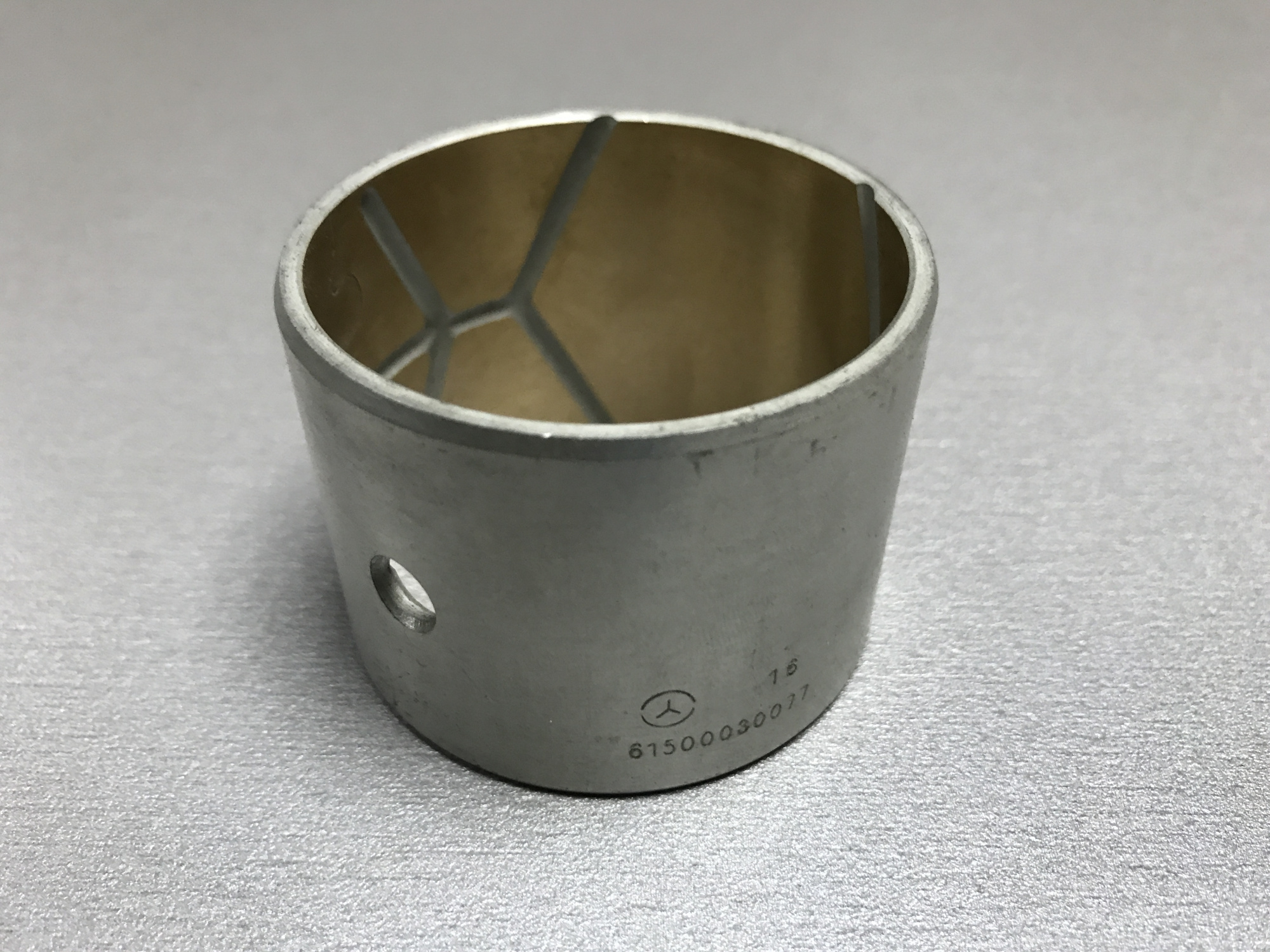 Втулка шатуна WD-615, WP10 (К-Т на ДВС)