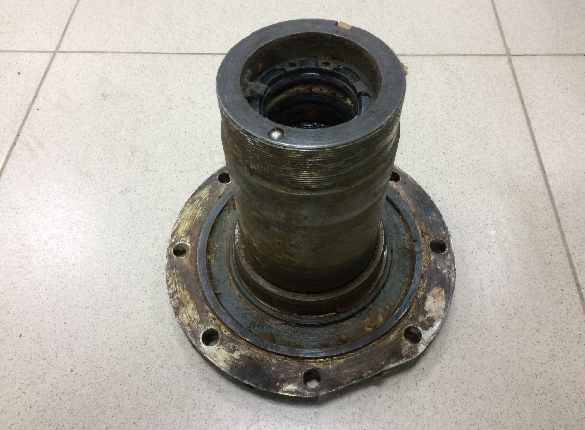 Цапфа поворотная УРАЛ (12 отверстий, D=16 мм.)